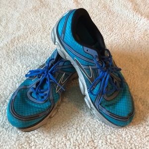 Men’s Brooks Pureflow DNA running shoes